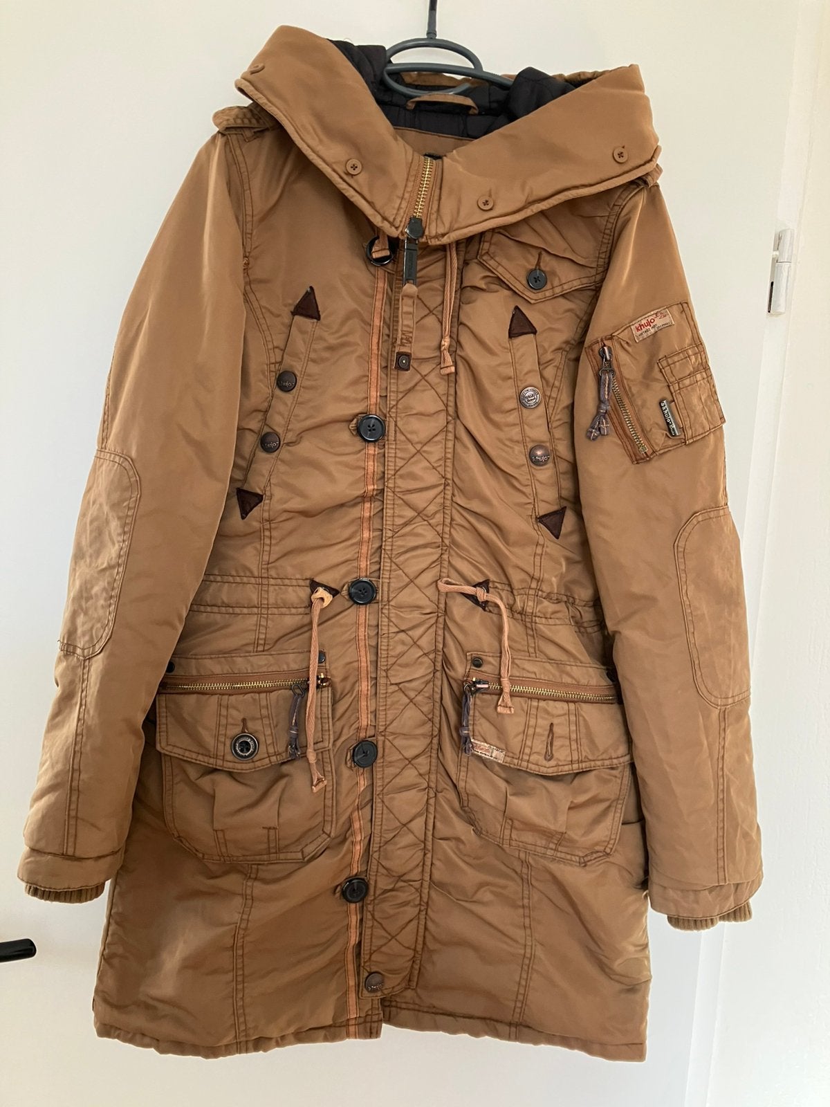 Khujo dames winterjas cognac kleur maat M., Ophalen of Verzenden, Zo goed als nieuw, Maat 38/40 (M), Bruin