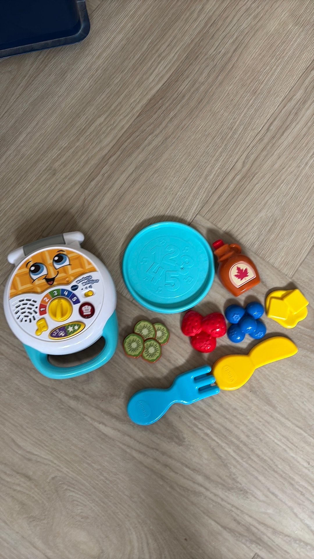 Vtech wonderlijk wafelijzer, Ophalen, Zo goed als nieuw, 6 maanden tot 2 jaar