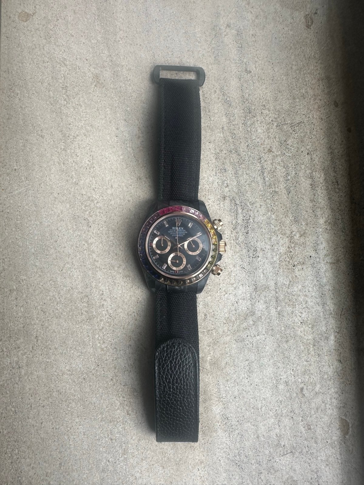 Rolex Daytona DIW Rainbow met zwarte band, Sieraden, Tassen en Uiterlijk, Horloges | Heren, Overige materialen, Rolex, Verzenden