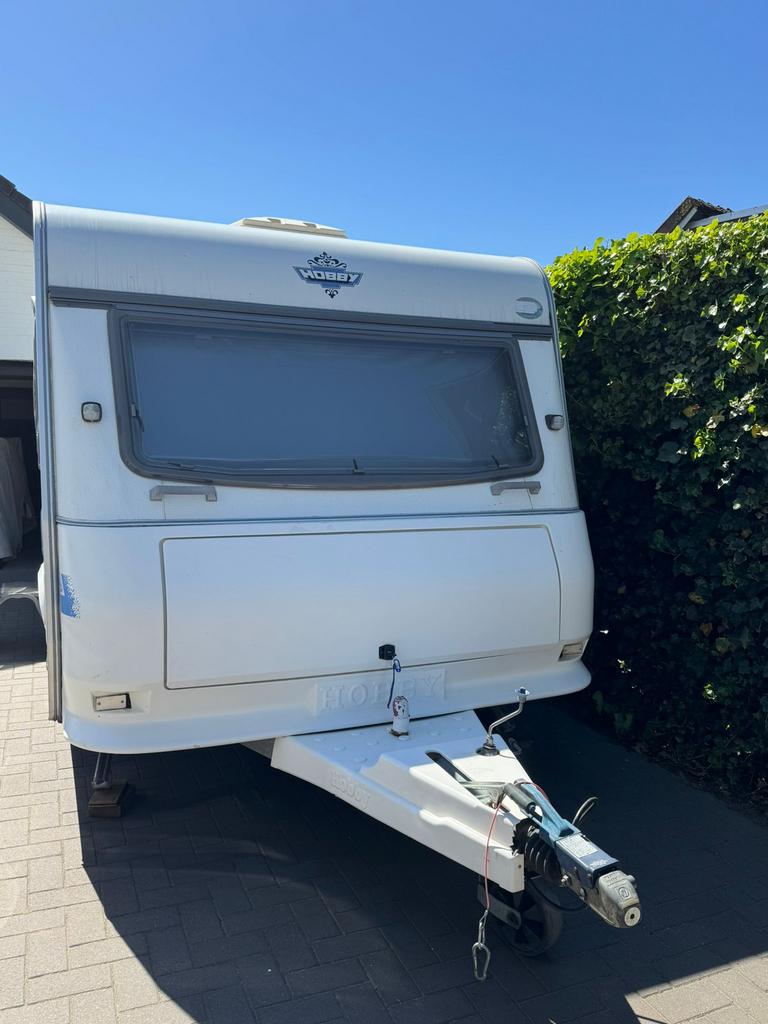 Nette Hobby Excellent Easy caravan, Caravans en Kamperen, Caravans, Particulier, 750 - 1000 kg, Rondzit, Hobby, Dwarsbed, 6 tot 7 meter