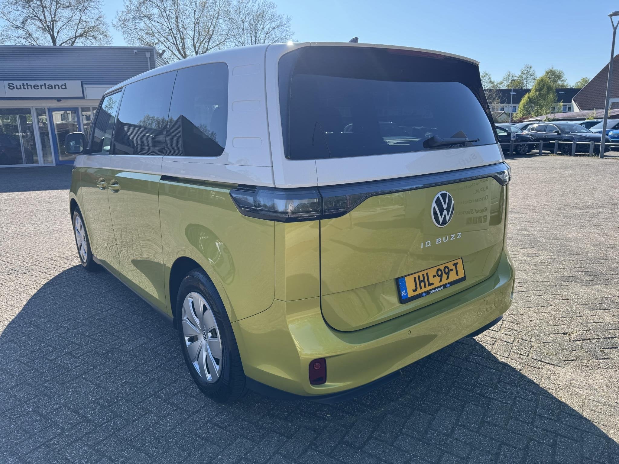 Volkswagen ID. Buzz Pure 59 kWh | SCI | 170pk | Stoelverwarm, Auto's, Volkswagen, Automaat, Gebruikt, 332 km, Automatische klimaatregeling