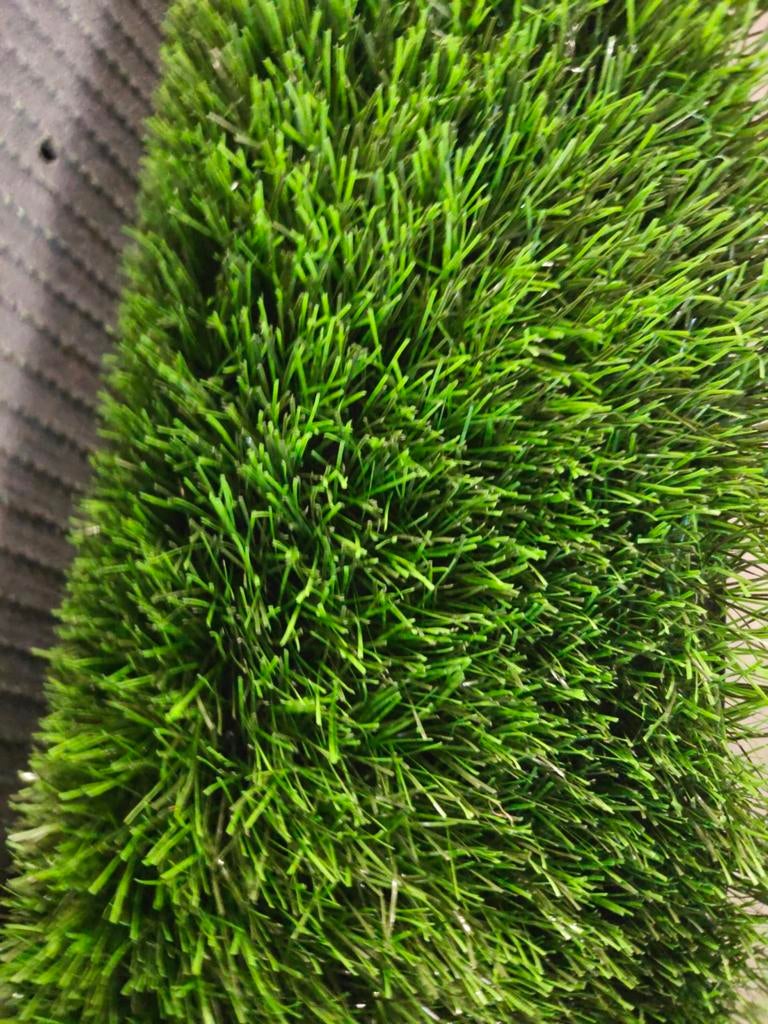Mooi type voetbalgras 50 mm hoog 400 cm breed, Ophalen, Nieuw, 20 m² of meer