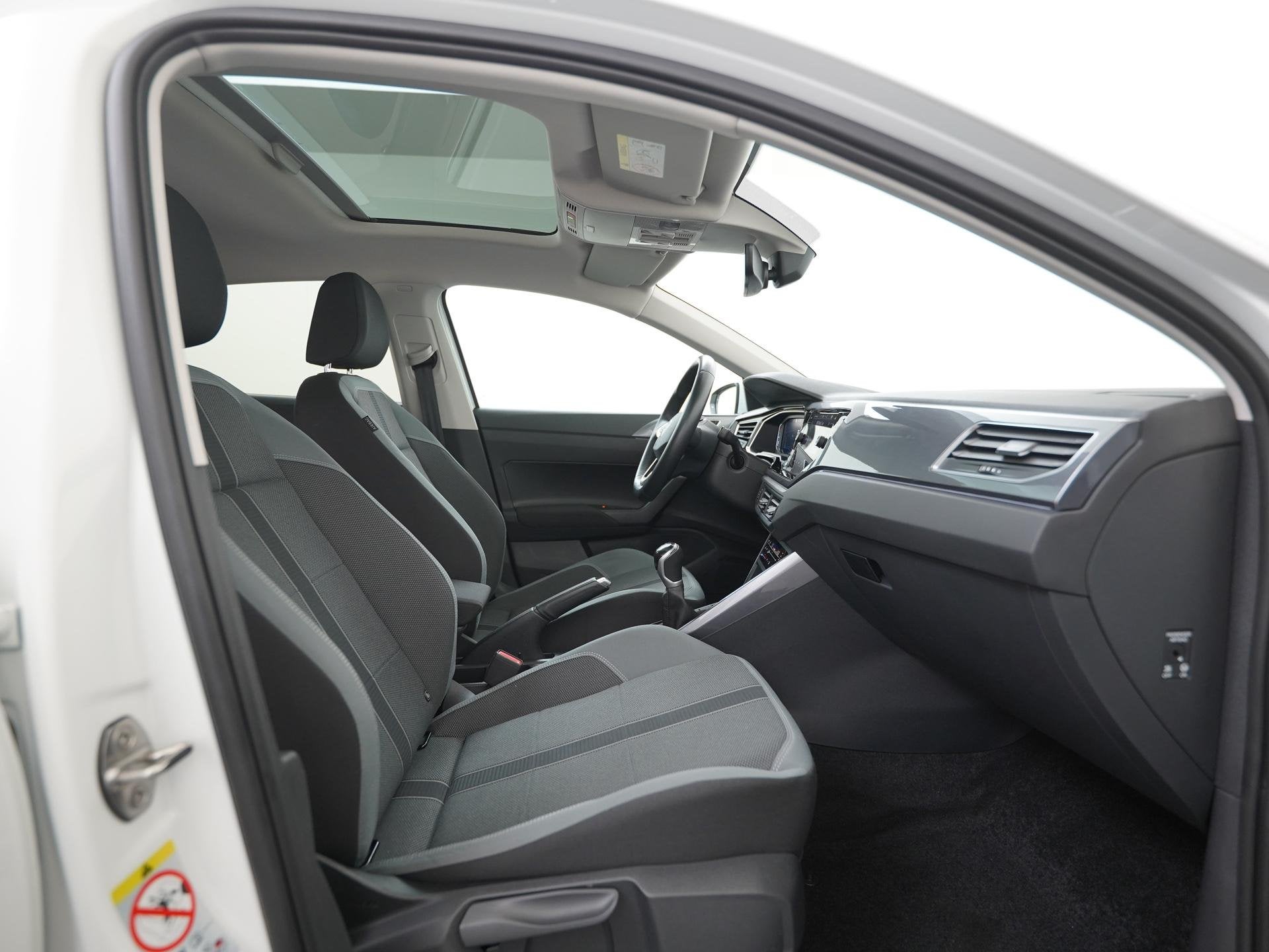 Volkswagen Polo 1.0 TSI Style | Schuifdak | Zondag Open!, Auto's, Voorwielaandrijving, 12 maanden, Stof, Gebruikt