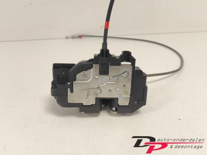 Deurslot Mechaniek 4Deurs rechts-voor van een Nissan Note, Gebruikt, -, -, Ophalen of Verzenden