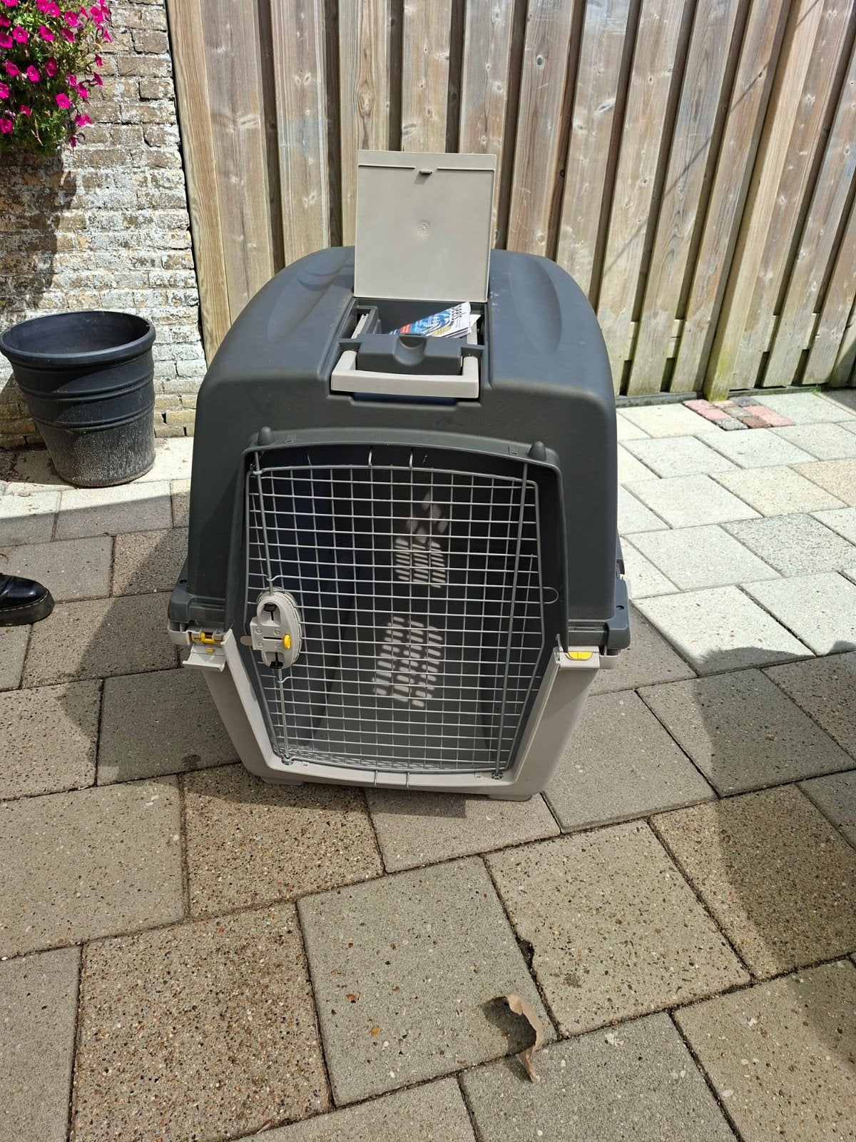 Iata goedgekeurde vliegtuig honden bench, Dieren en Toebehoren, Transportboxen, Ophalen, Zo goed als nieuw