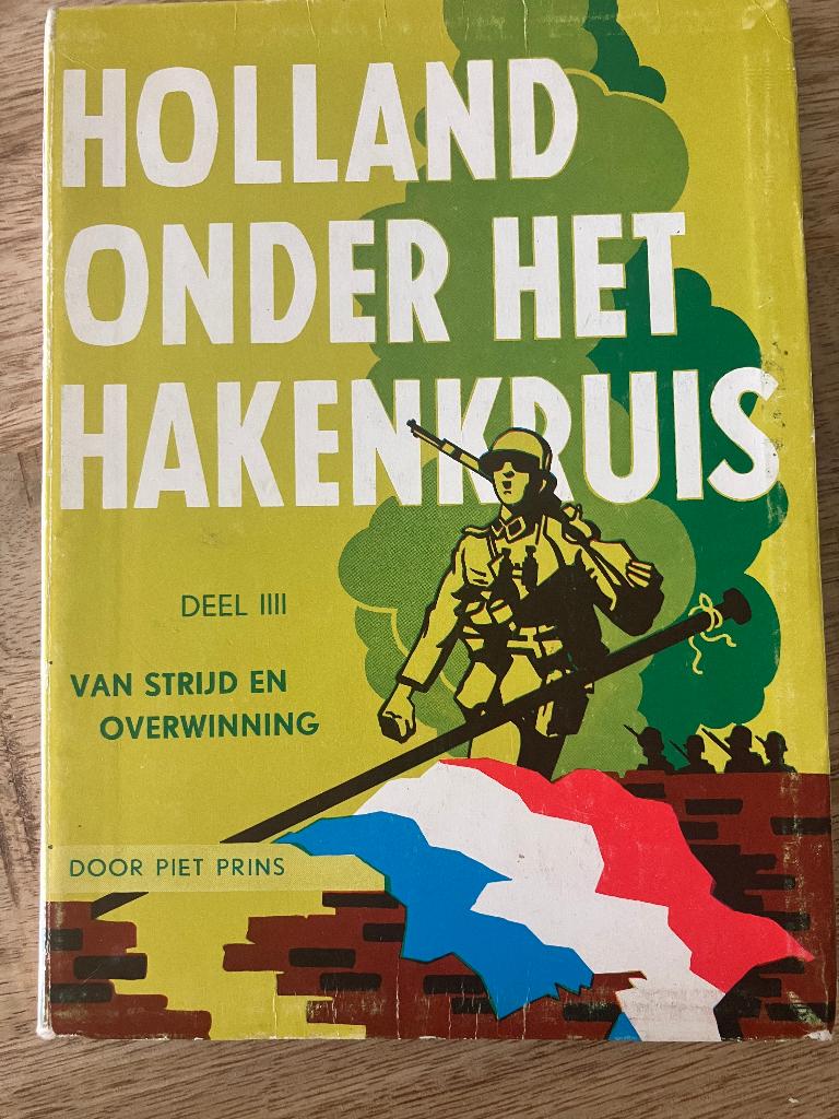Holland onder het hakenkruis, Gelezen, Non-fictie, Ophalen of Verzenden, Piet Prins