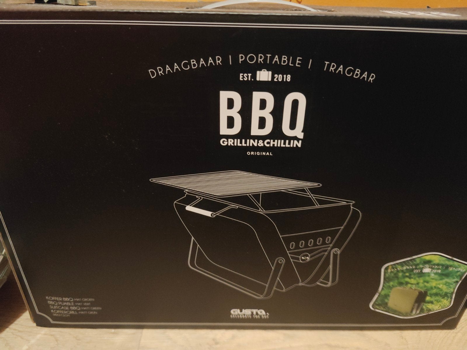Draagbare BBQ Grillin&Chillin - Mat Groen, Tuin en Terras, Gasbarbecues, Nieuw, Ophalen