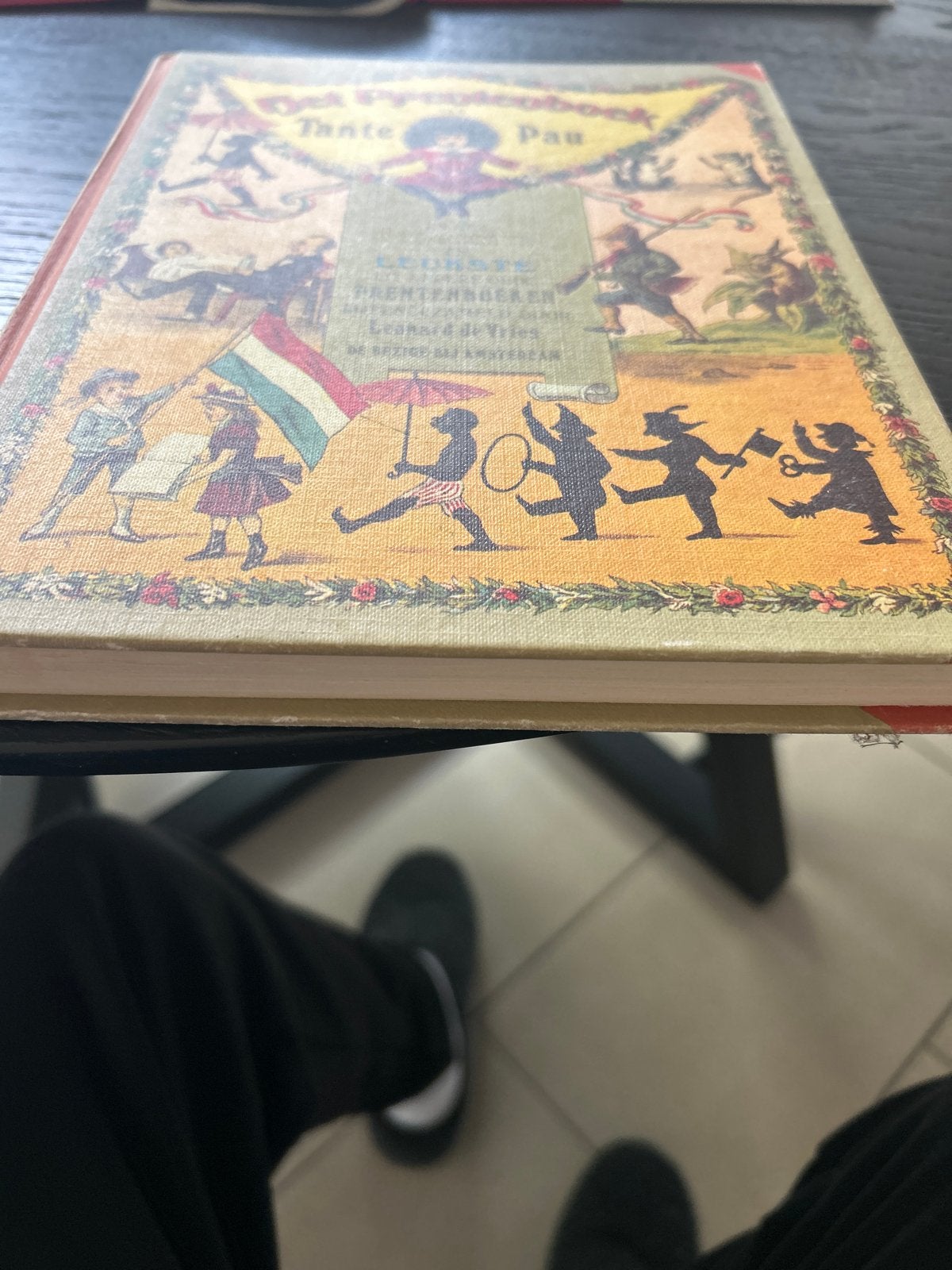 Tante Pau: Een Oud Kinderboek met Illustraties, Ophalen of Verzenden, Gelezen, Fictie algemeen