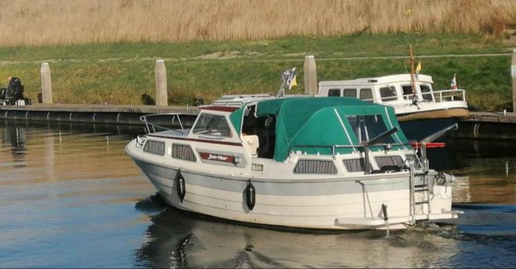 Spitsgatter Saga 27 AK, bj. 1981, Watersport en Boten, Ophalen, Diesel, Koelkast, Saga