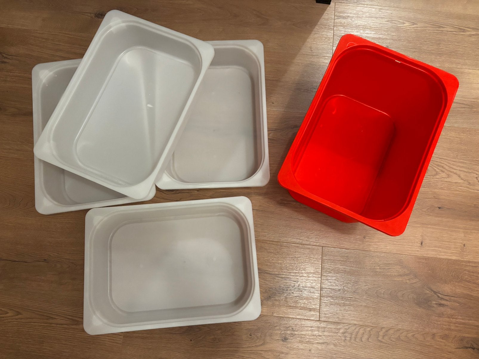 Set van 5 IKEA Trofast bakken (4 small en 1 medium), Huis en Inrichting, Ophalen of Verzenden, Zo goed als nieuw, Kunststof