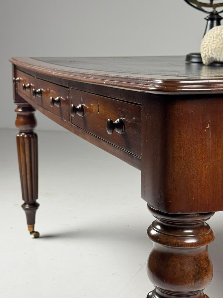 Engelse schrijftafel Bureau Mahonie zwart leder, Ophalen