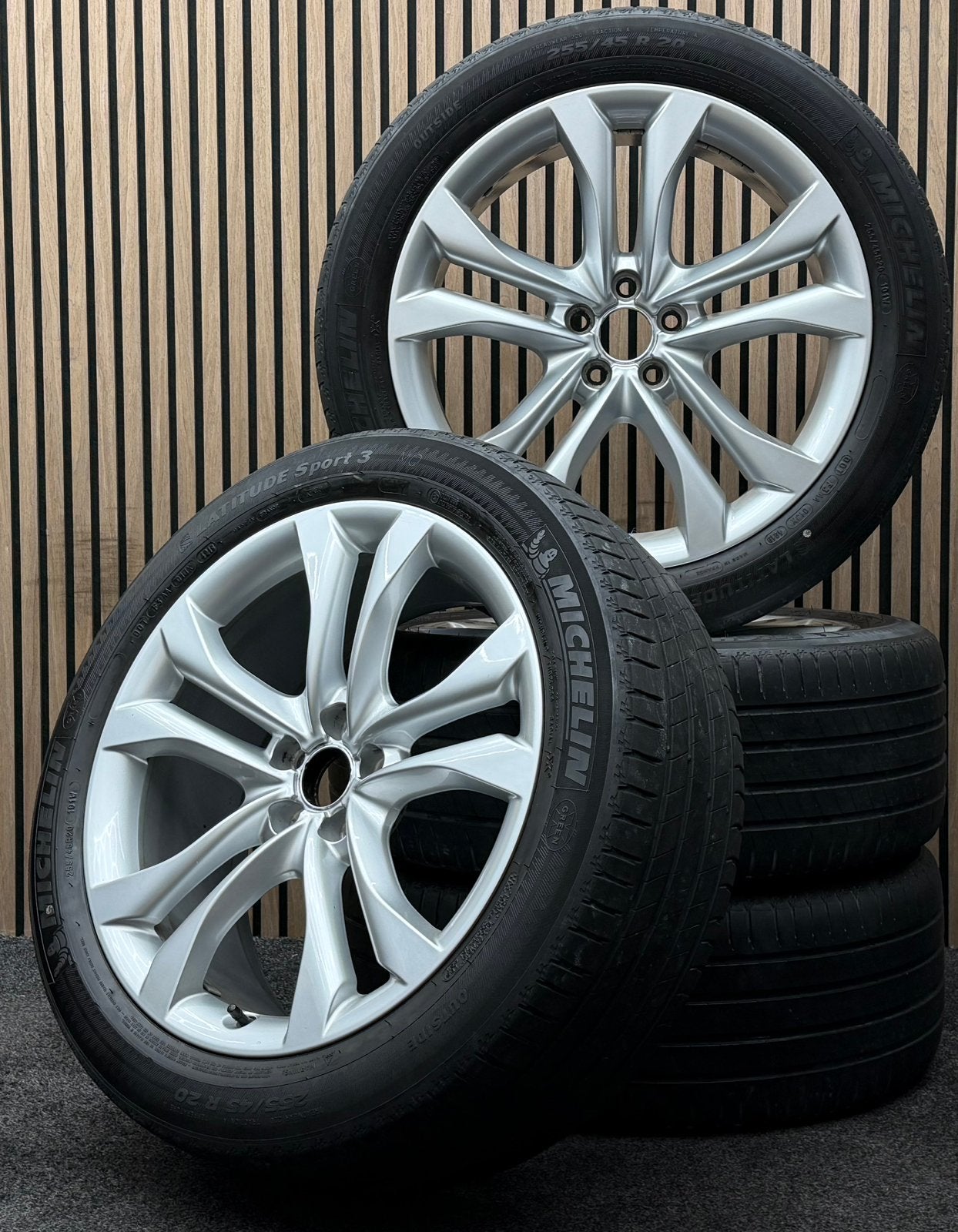 Originele 20 inch Audi Q5 8R 5x112 ET33 Michelin 255/45/20, Ophalen, 255 mm, ., Banden en Velgen