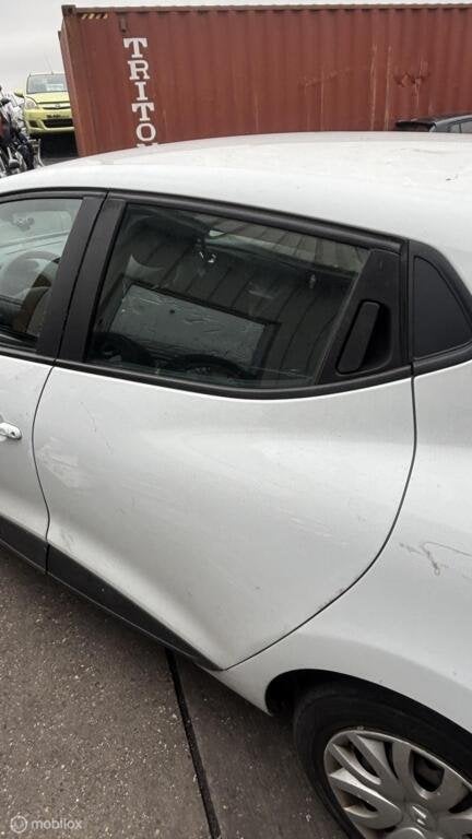 Achterdeur linksachter wit Renault Clio IV ('12-'19), Auto-onderdelen, Ophalen, Gebruikt, Achter, Renault