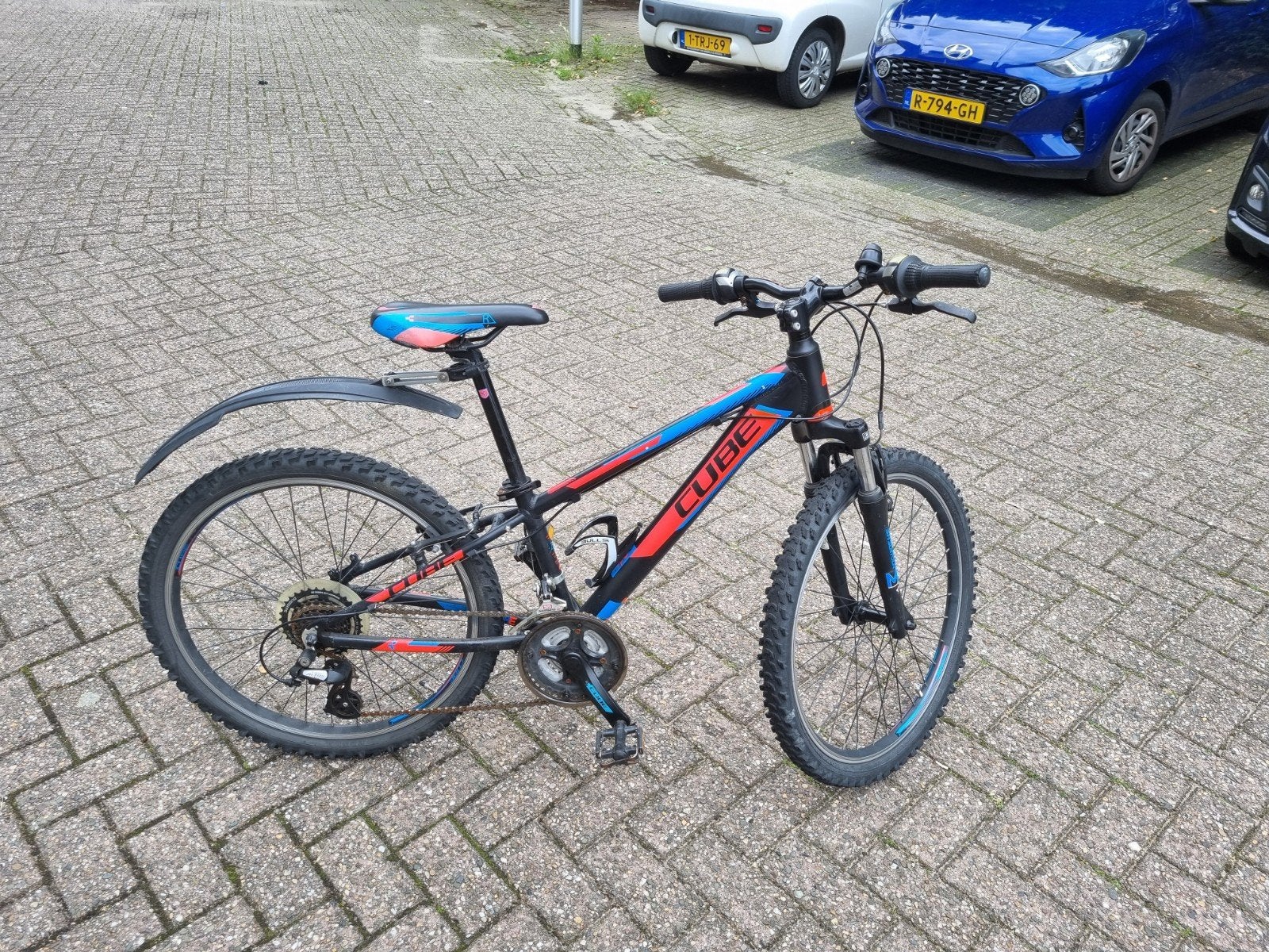 Cube kinder mountainbike 24 inch, Fietsen en Brommers, 57 cm of meer, Ophalen of Verzenden, Zo goed als nieuw, Heren