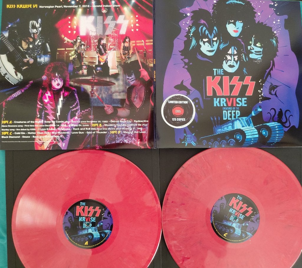 Kiss Kruise 6 2016 Creatures of the deep Numbered to 125 2lp, Verzenden, Hardrock, Zo goed als nieuw, 12 inch