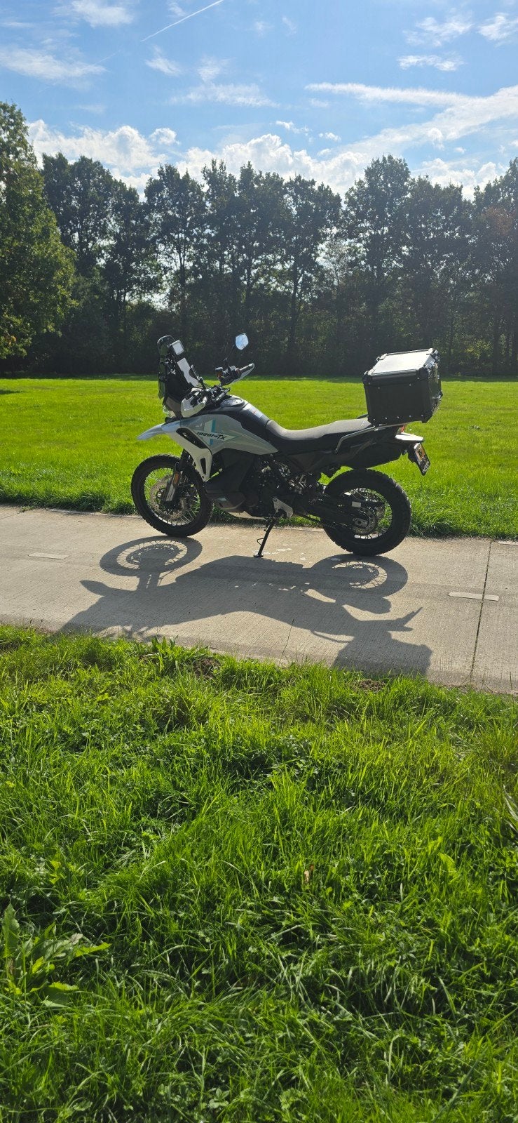 CFMOTO 1000 MTX  6 maanden oud, Handvatverwarming, 2 cilinders, Nieuw, Motorrijbewijs A