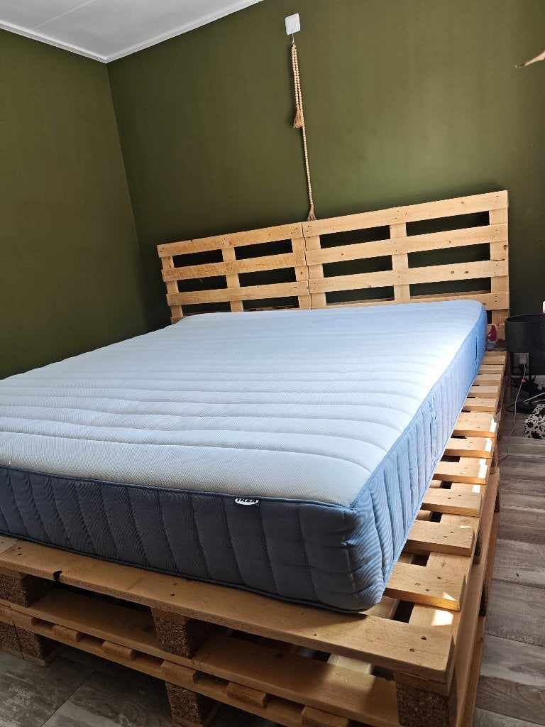 Valevag 180x200 Matras (IKEA), Huis en Inrichting, Slaapkamer | Matrassen en Bedbodems, Ophalen, Tweepersoons, Zo goed als nieuw