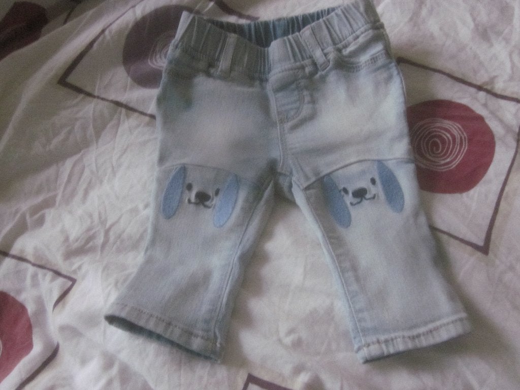 Lichtblauwe spijker jegging/broekje met hondenkopje Gap 68, Kinderen en Baby's, Babykleding | Maat 68, Broekje, Jongetje of Meisje