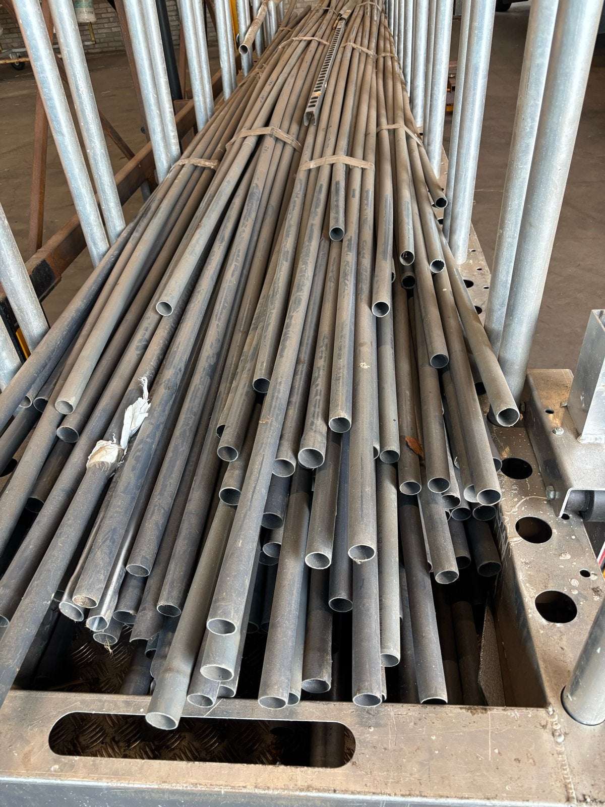 PVC buis 32mm - lengtes van 5 meter, Ophalen, Gebruikt, Pvc, 6 meter of meer