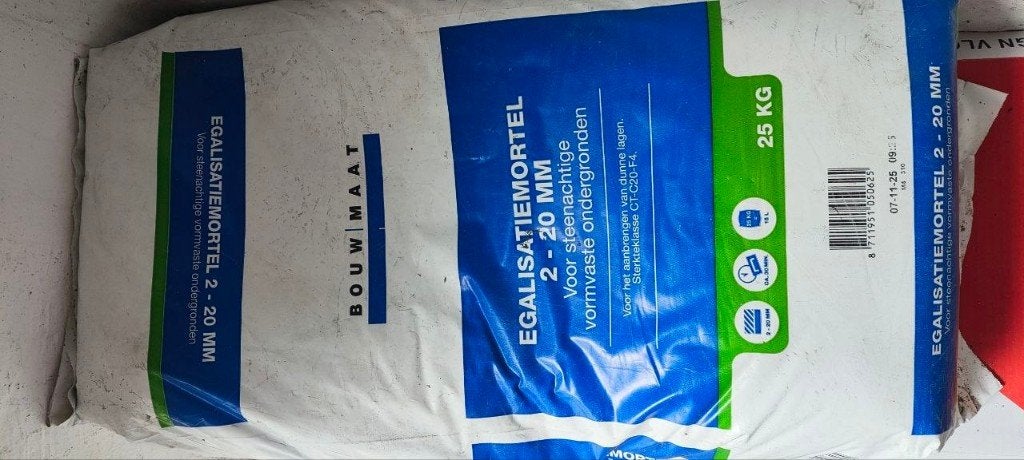 Bouwmaat Egalisatiemortel 2-20mm 25kg, Ophalen, Nieuw