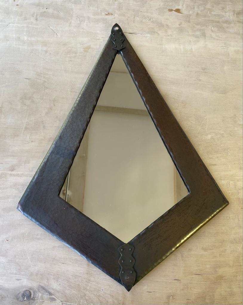 Unieke Amsterdamse School spiegel, smeedijzeren lijst, Ophalen of Verzenden, Overige vormen, Minder dan 50 cm, Minder dan 100 cm