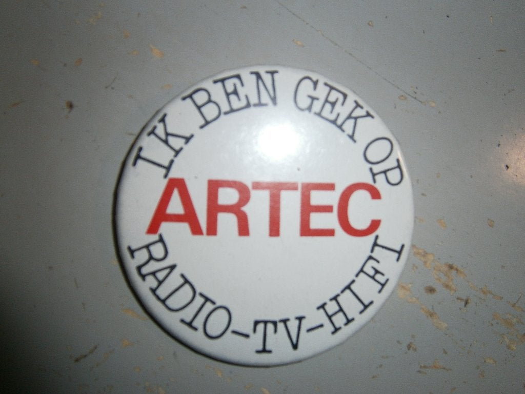 vintage ARTEC button uit de late jaren 70 / early jaren 80 !, Verzamelen, Ophalen, Gebruikt, Merk, Button
