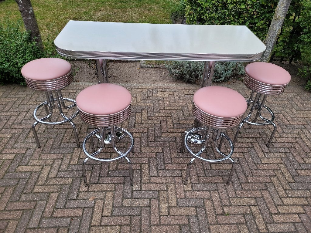 Amerikaanse muur bartafel barkrukken fifties sixties Bel Air, Huis en Inrichting, Ophalen, 60 tot 90 cm, Met voetsteun, Zo goed als nieuw