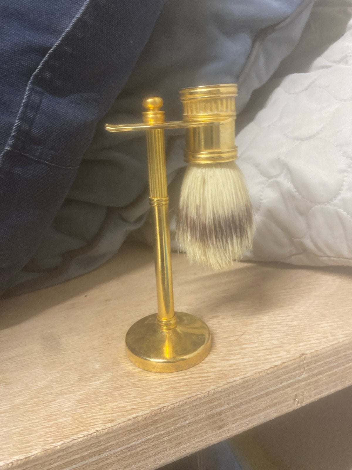 Gouden scheerkwast met houder (scheermesje mist), Ophalen of Verzenden, Gebruikt, Gehele gezicht, Verzorging