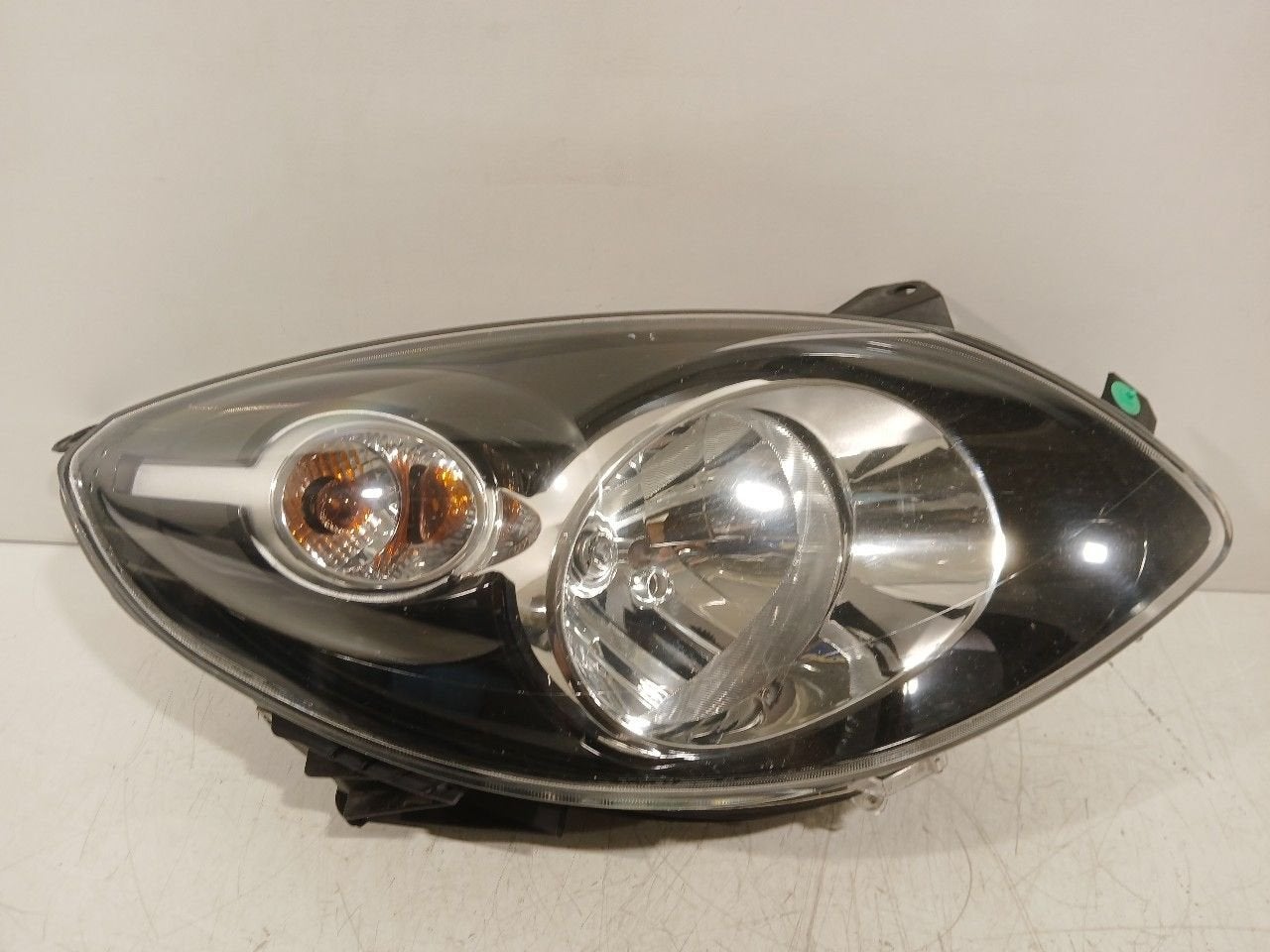 Koplamp rechts Renault Twingo, Onderdelen@venauto.nl, Van der Ven Autorecycling B.V., Gebruikt, Ettenseweg 76, 4706 PB Roosendaal, The Netherlands