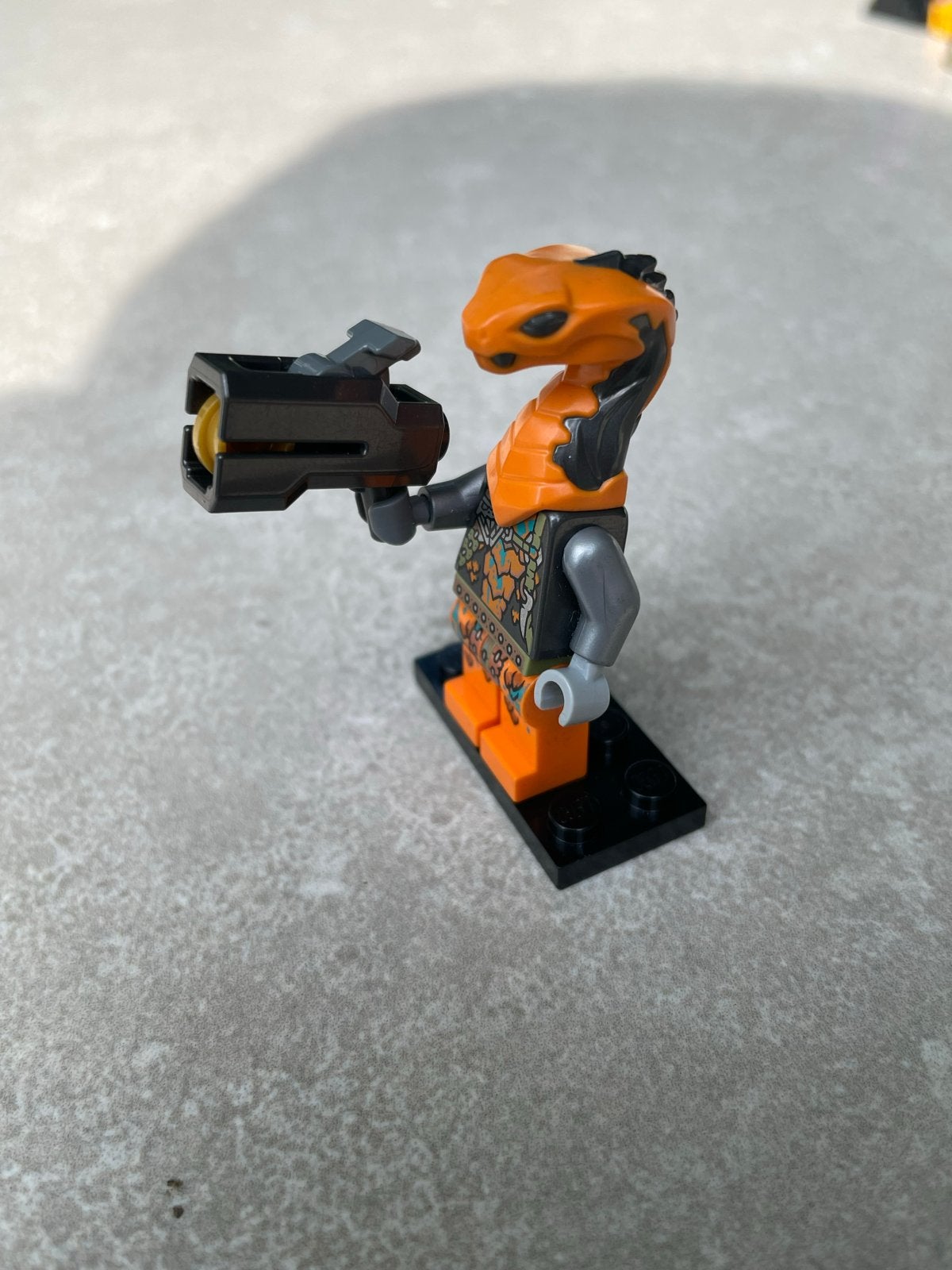 Lego Ninjago Cobra Krijger Minifiguur met Gun, Ophalen, Lego, Zo goed als nieuw, Minifiguur