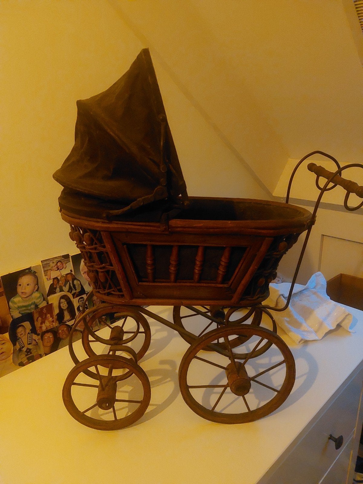 Antieke Poppenwagen - Houten Speelgoed, Ophalen of Verzenden
