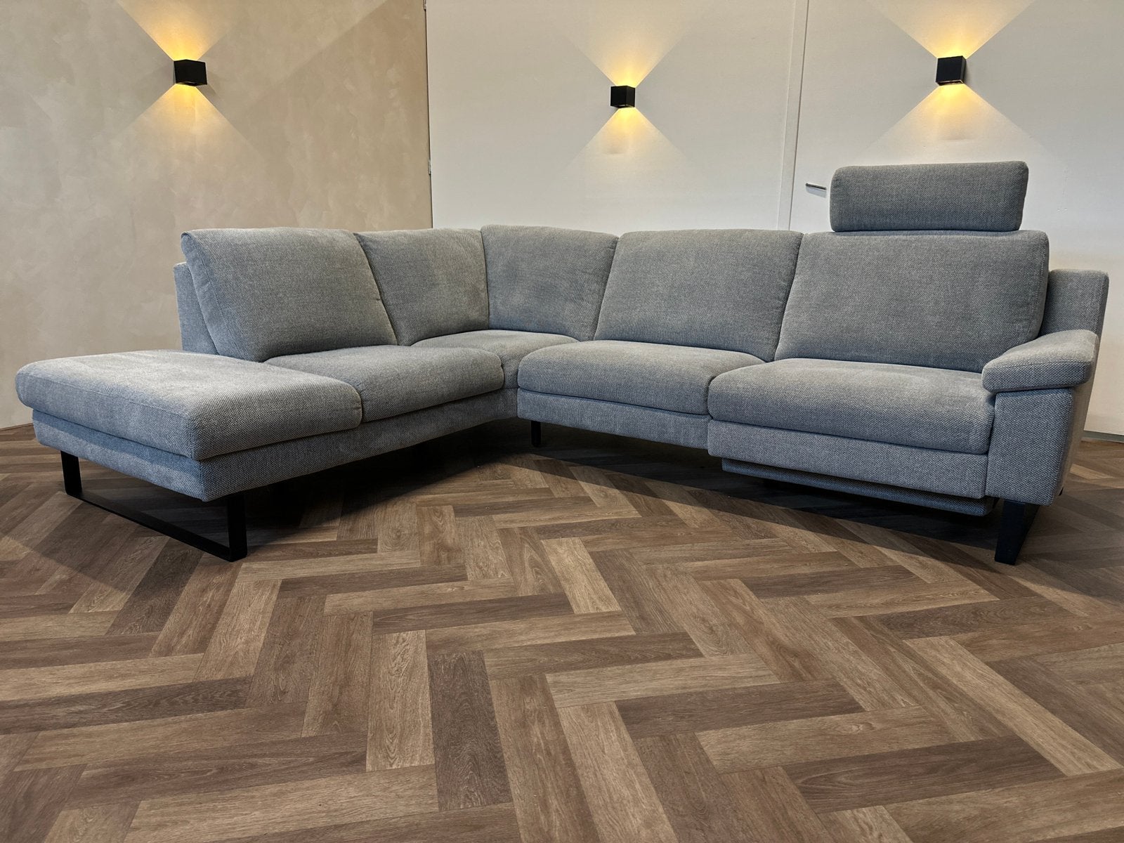 GRATIS BEZORGING | Electrische Montel hoekbank | Gereinigd
