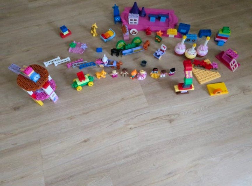 Duplo poppetjes, taartjes, dieren, bouwstenen, Kinderen en Baby's, Speelgoed | Duplo en Lego, Ophalen of Verzenden, Duplo