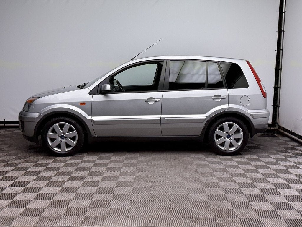 Ford Fusion 1.6-16V Futura Automaat Trekhaak NL Auto, 1596 cc, Gebruikt, 49 €/maand, Origineel Nederlands