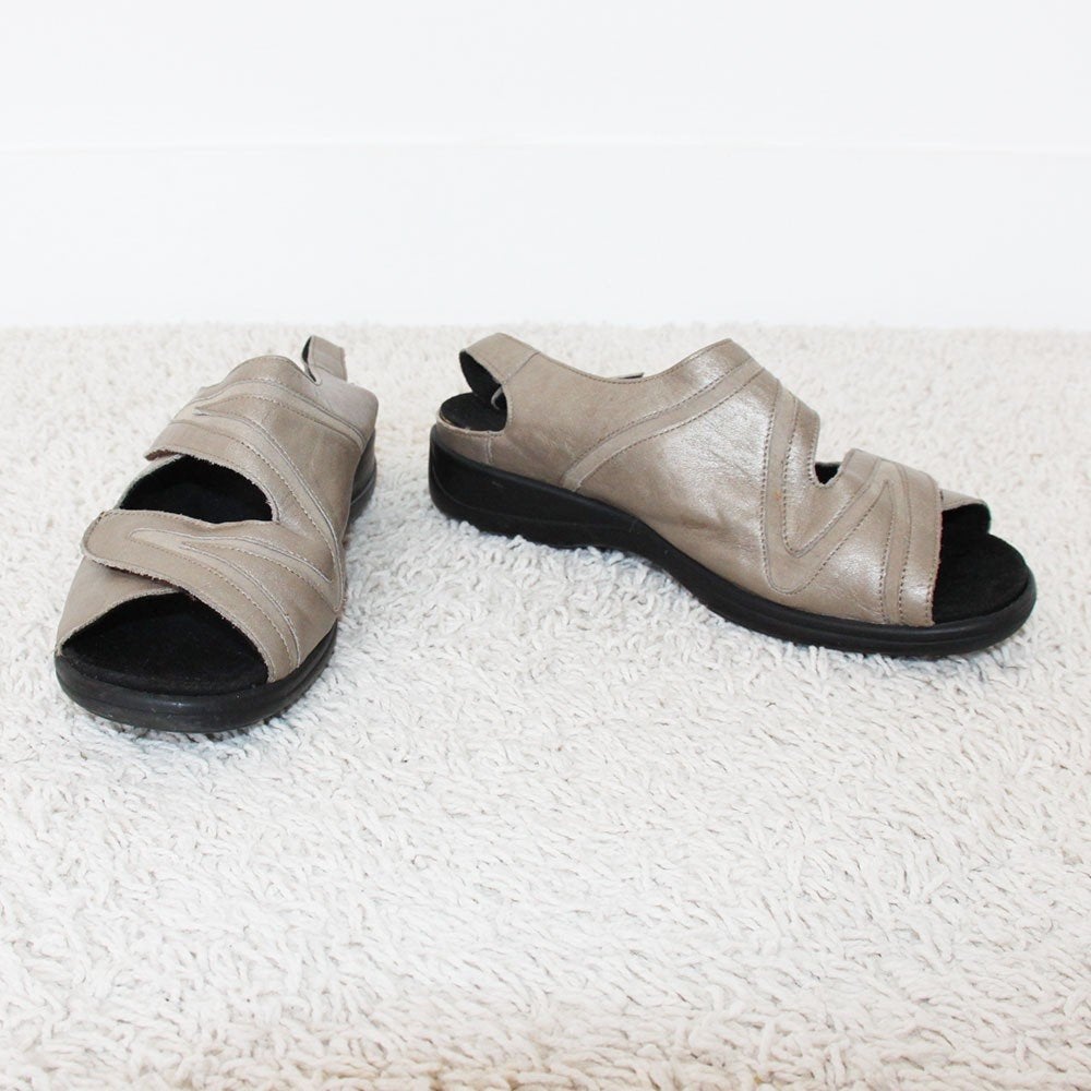 Mooie Leren Vivo Luftpolster Sandalen -31 (Maat 6/39) € 65,-, Kleding | Dames, Overige kleuren, Zo goed als nieuw, Vivo Luftpolster