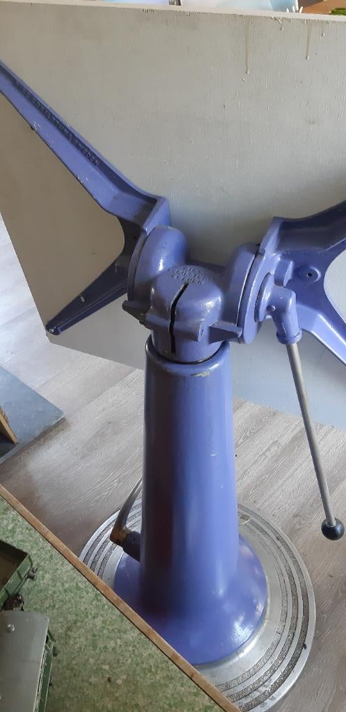 Gietijzer tekentafel door architecten gebruikt, Huis en Inrichting, Ophalen, Overige typen, Gebruikt, Metaal