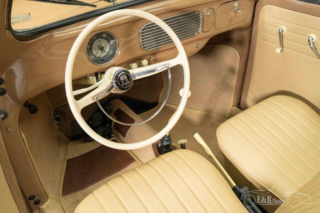 Volkswagen Kever Ovaal Ragtop | 1957, Achterwielaandrijving, Beige, 39 pk, Bedrijf