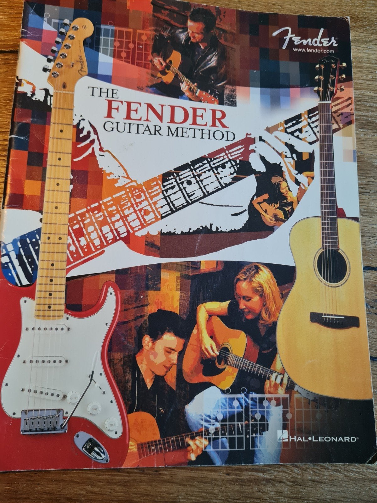 Fender Gitaarmethode Boek - Leer Gitaar Spelen, Ophalen of Verzenden, Artiest of Componist, Gitaar