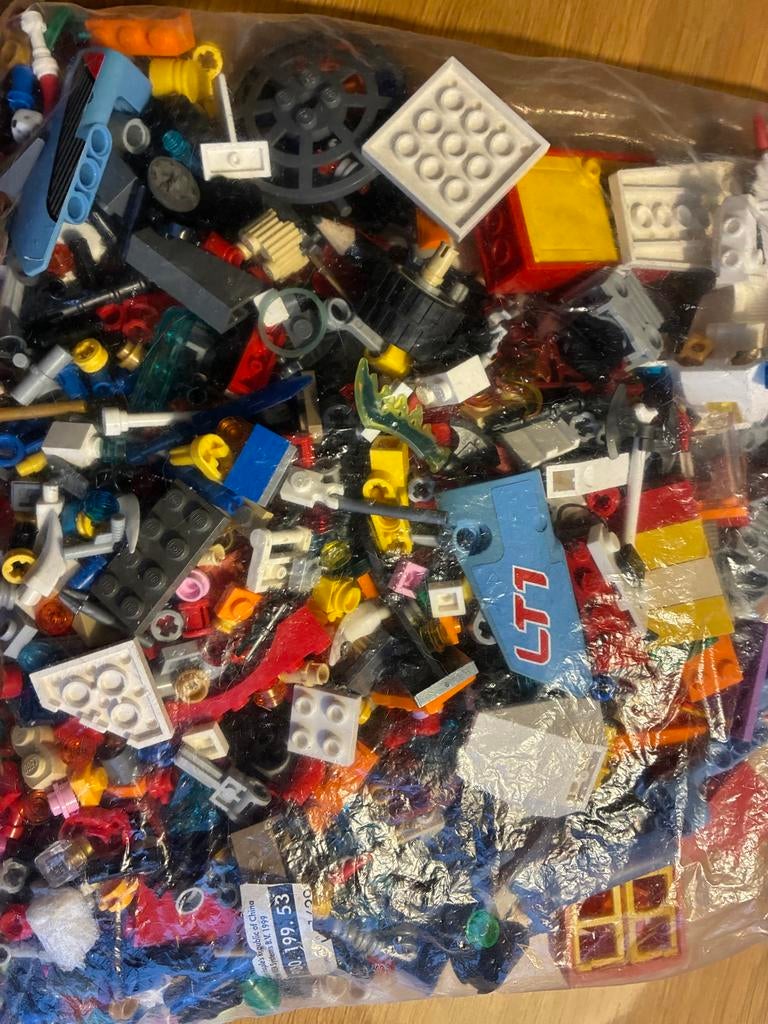 Diverse LEGO oa 8681 onderdelen en minifiguren in zak, Inclusief minifiguren, Gebruikt, Lego, Ophalen of Verzenden
