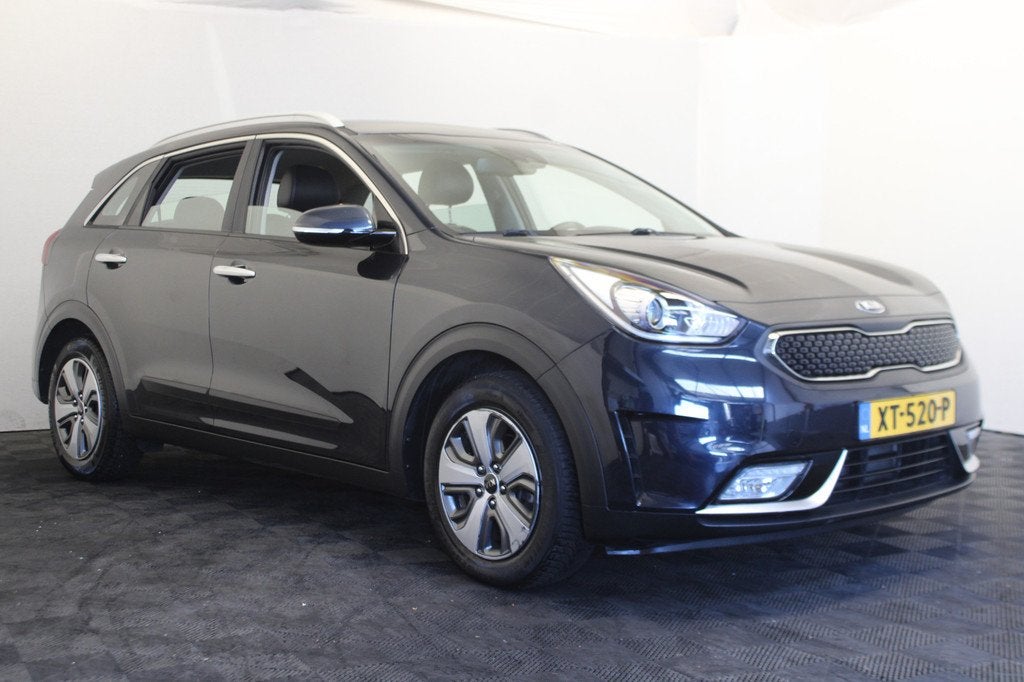 Kia Niro 1.6 GDi Hybrid DynamicLine (bj 2019, automaat), Auto's, Kia, Gebruikt, Blauw, Leder en Stof, Origineel Nederlands