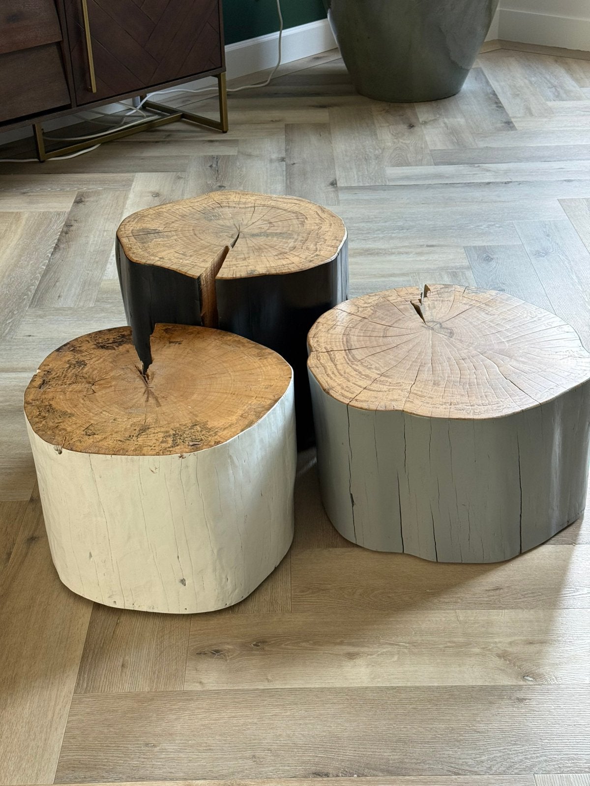 Houtwerk Hattum, boomstam tafeltjes 4x, Ophalen, Zo goed als nieuw, Rond, 50 tot 100 cm