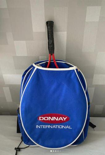 Donnay tennisrugtas met een kinder tennisracket, Ophalen of Verzenden, Gebruikt, Racket, Overige merken