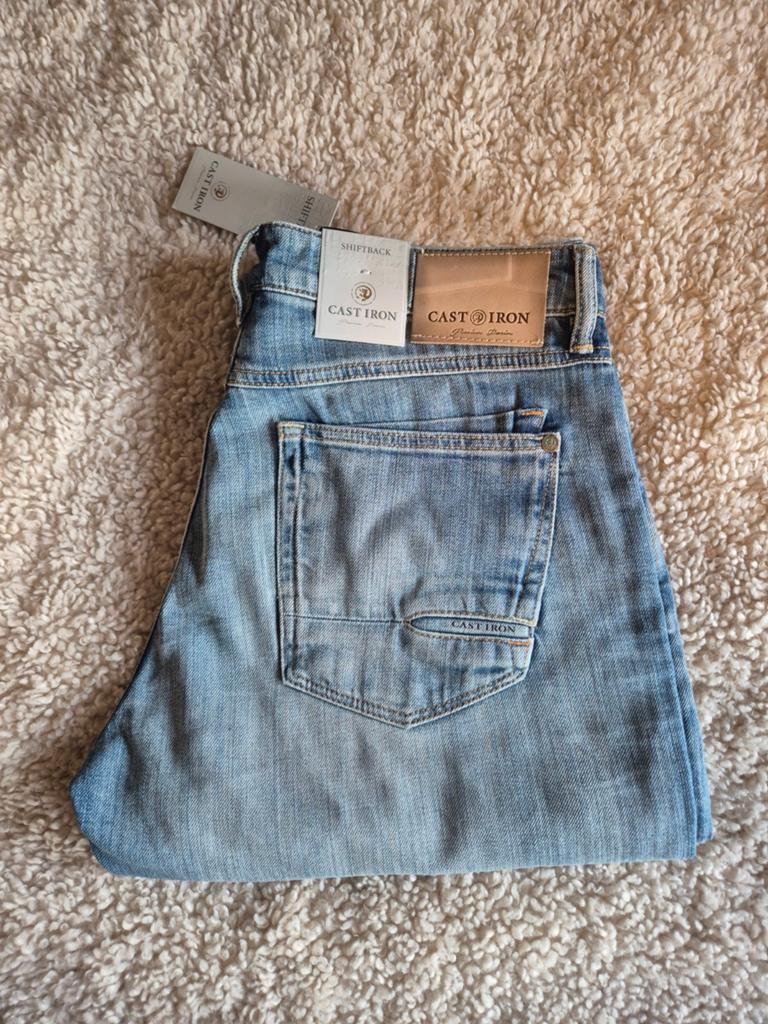 NIEUW! Cast Iron spijkerbroek Tapered Fit W32 L32, Ophalen of Verzenden, Nieuw, Blauw, W32 (confectie 46) of kleiner