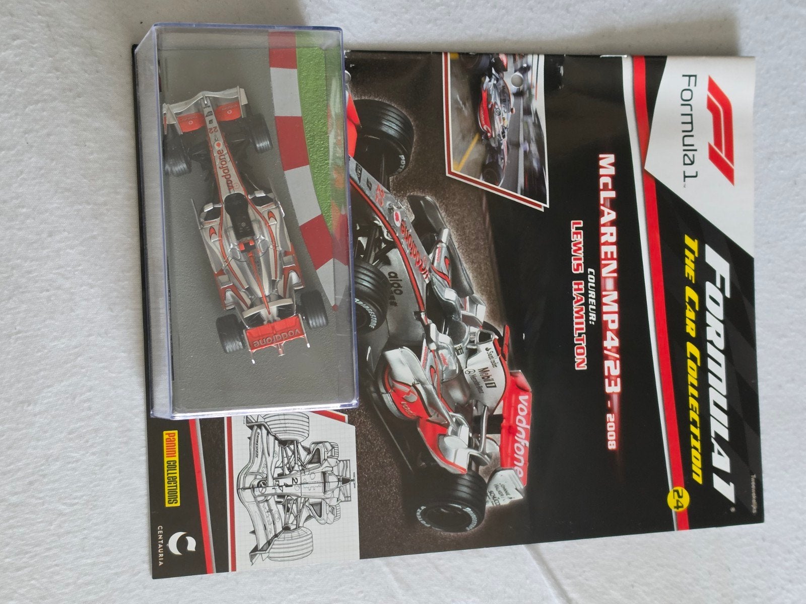 McLaren MP4/23 Lewis Hamilton F1 modelauto met magazine, Ophalen of Verzenden, Zo goed als nieuw, Auto, Overige merken