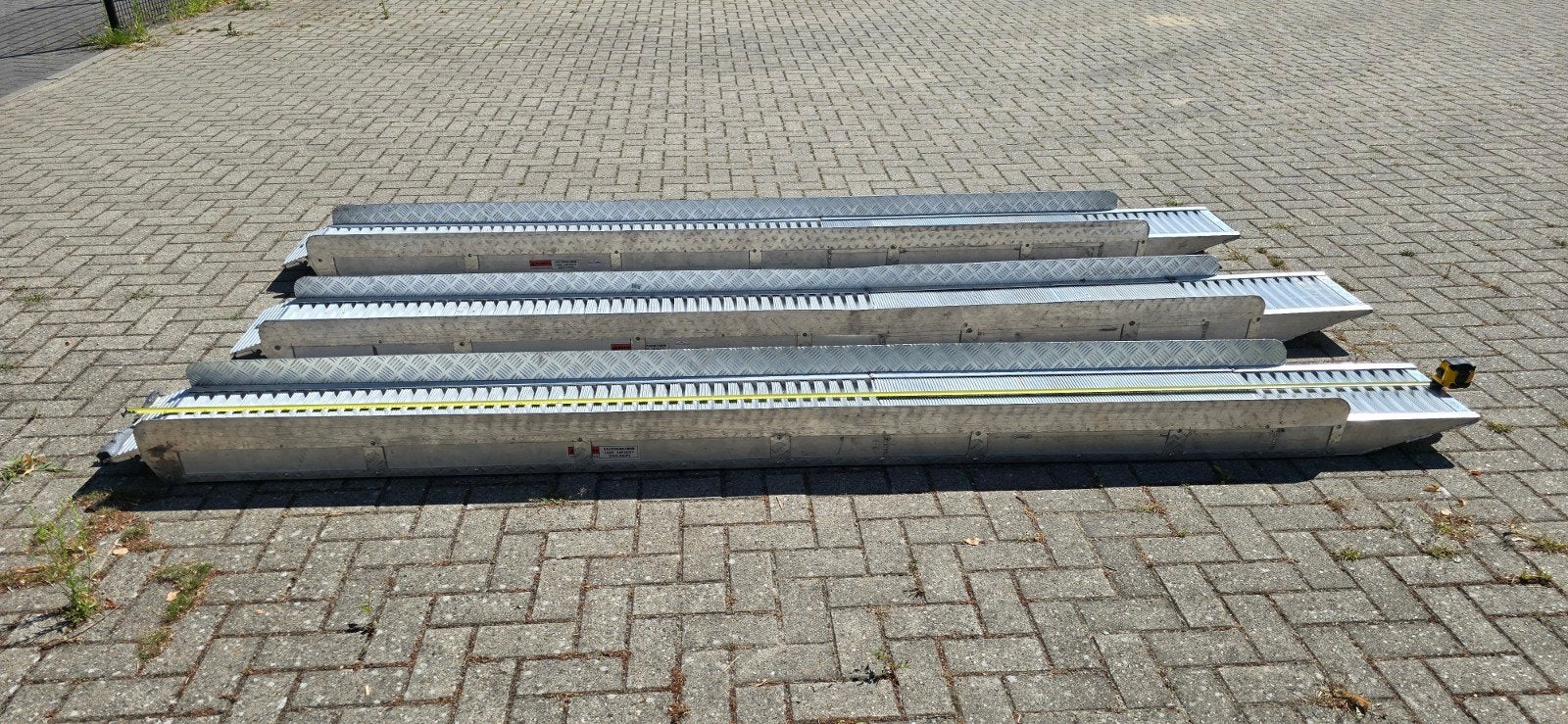 Verlengde aluminium rijplaten, 345cm lang, drie stuks, Auto diversen, Aanhangwagen-onderdelen, Ophalen