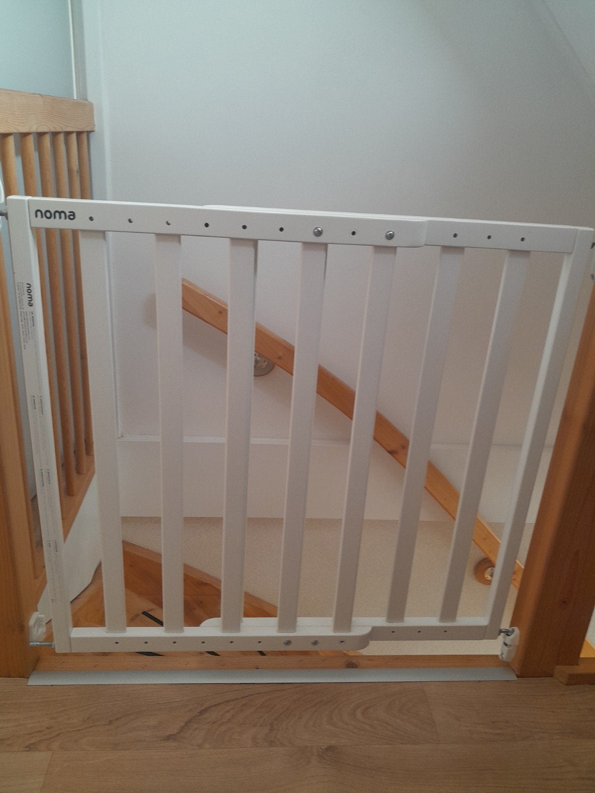 Noma traphek,  witte hout, verstelbaar tot110cm, Kinderen en Baby's, Ophalen, 100 tot 115 cm, Zo goed als nieuw, Schroefhekje
