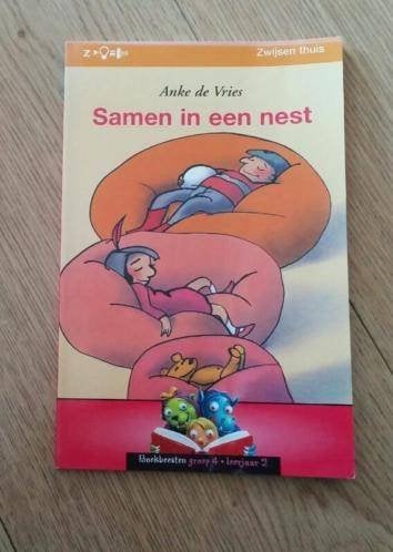Samen in een nest van Anke de Vries, Ophalen of Verzenden, Gelezen, Fictie algemeen