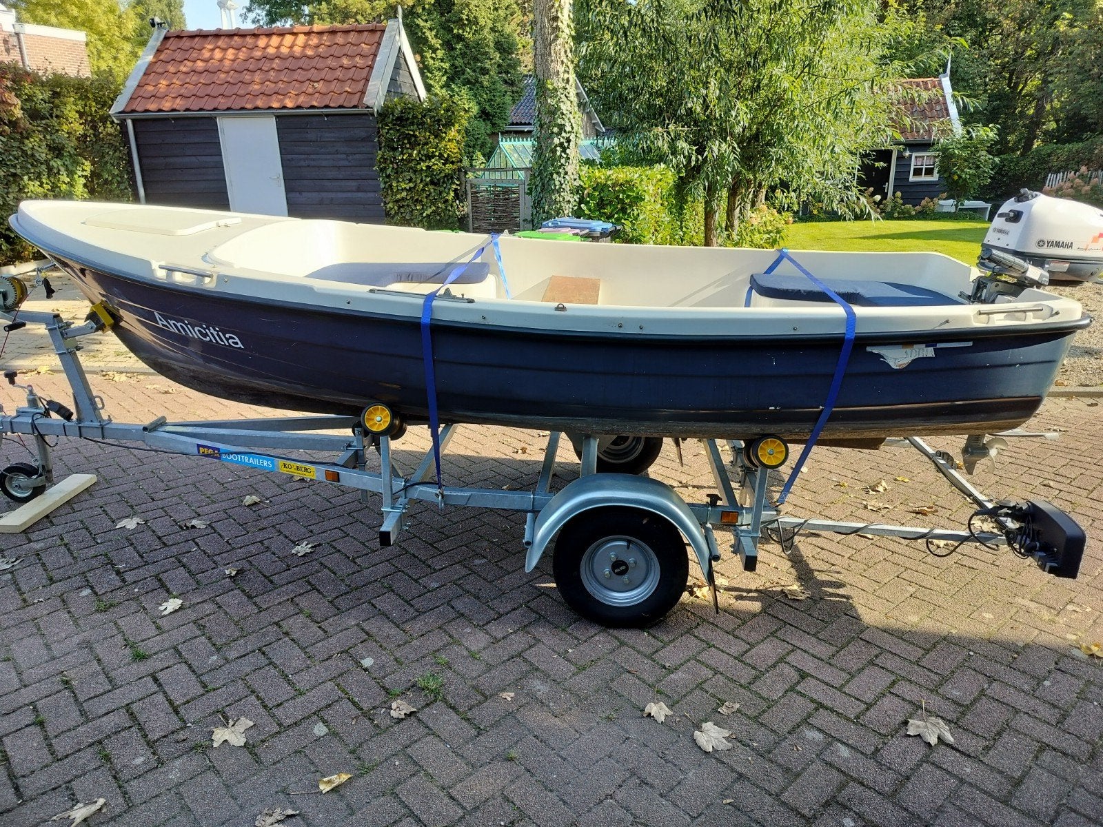 Adria sloep met Yamaha 6pk buitenboordmotor en Pega tra, Watersport en Boten, Overige merken, Gebruikt, Buitenboordmotor, Sloep