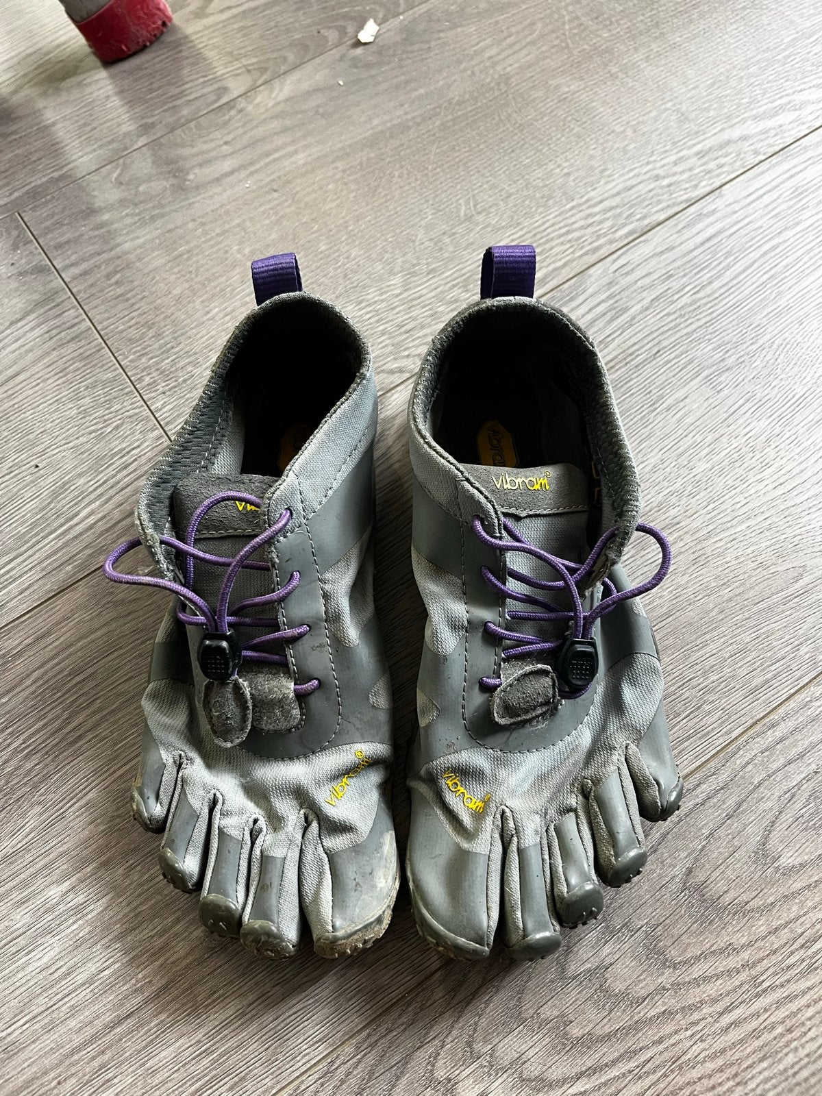 Vibram FiveFingers - Barefoot schoenen - Maat 36, Kleding | Dames, Sportschoenen, Ophalen of Verzenden, Grijs, Gedragen