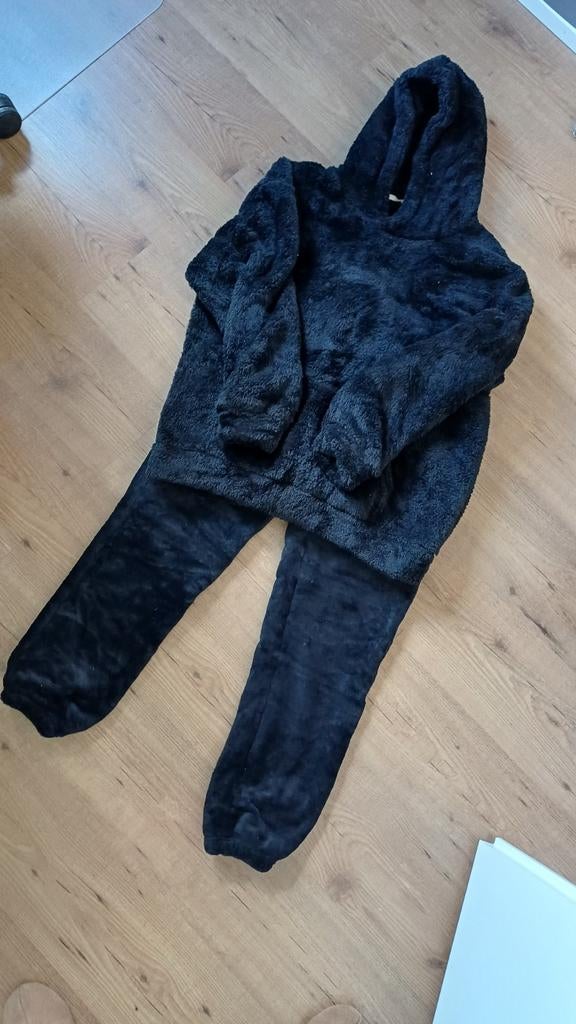 Huispak/ loungewear chenille stof maat L, Kleding | Dames, Ophalen of Verzenden, Nieuw, Zwart